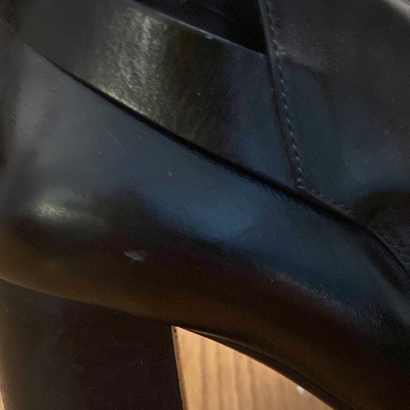 Tod's Women's Black Platform Ankle Boots - Picture 9 of 9